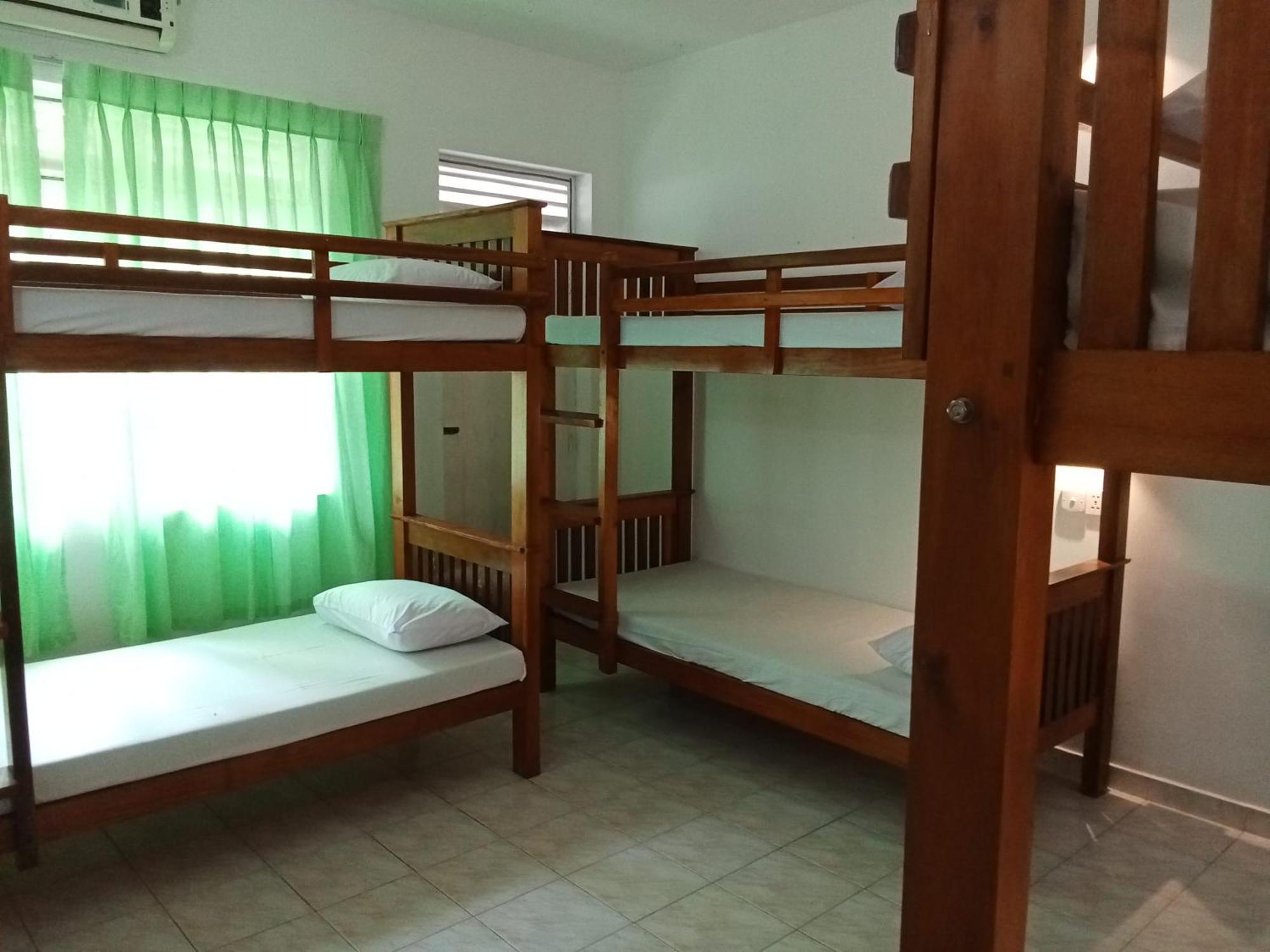Sihara Rooms & Hostel Matara Buitenkant foto