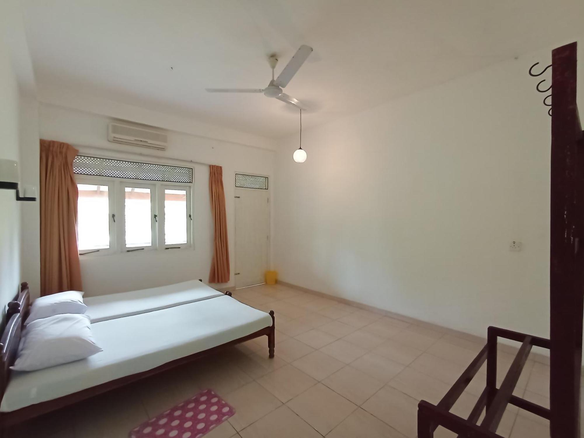 Sihara Rooms & Hostel Matara Buitenkant foto