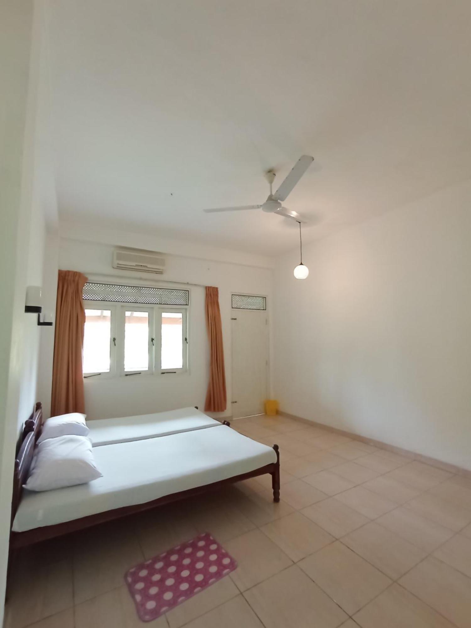Sihara Rooms & Hostel Matara Buitenkant foto