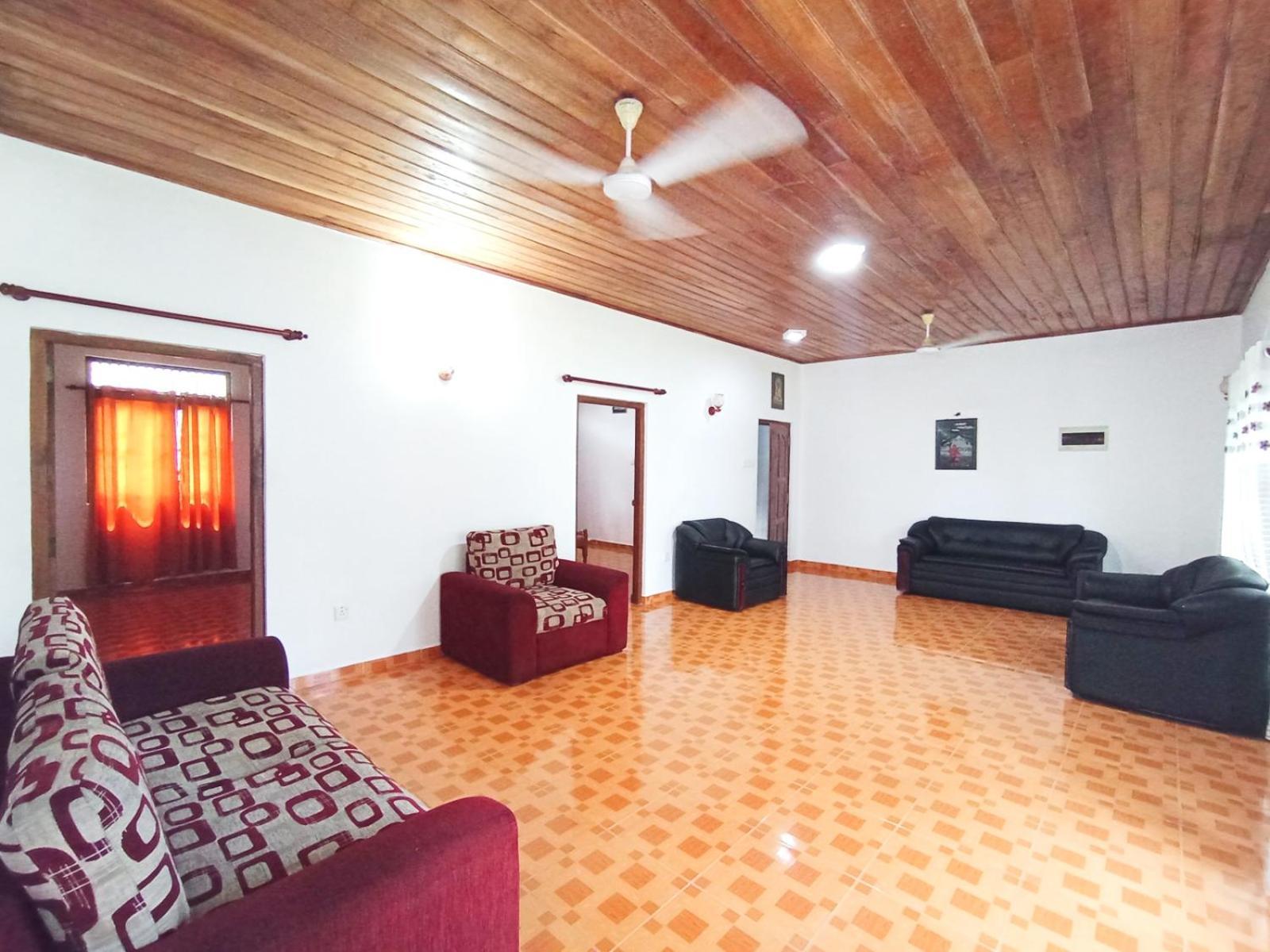 Sihara Rooms & Hostel Matara Buitenkant foto