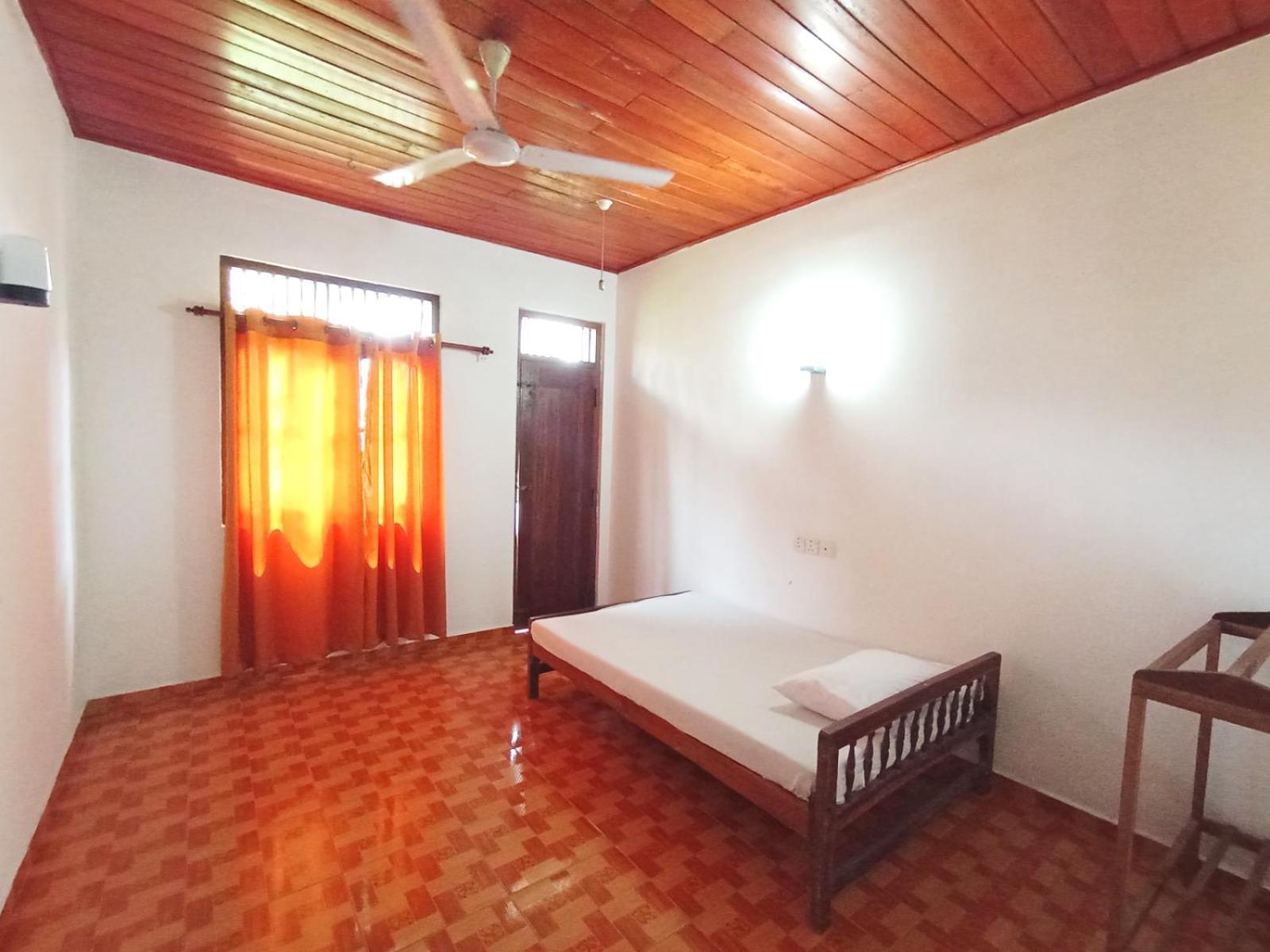 Sihara Rooms & Hostel Matara Buitenkant foto
