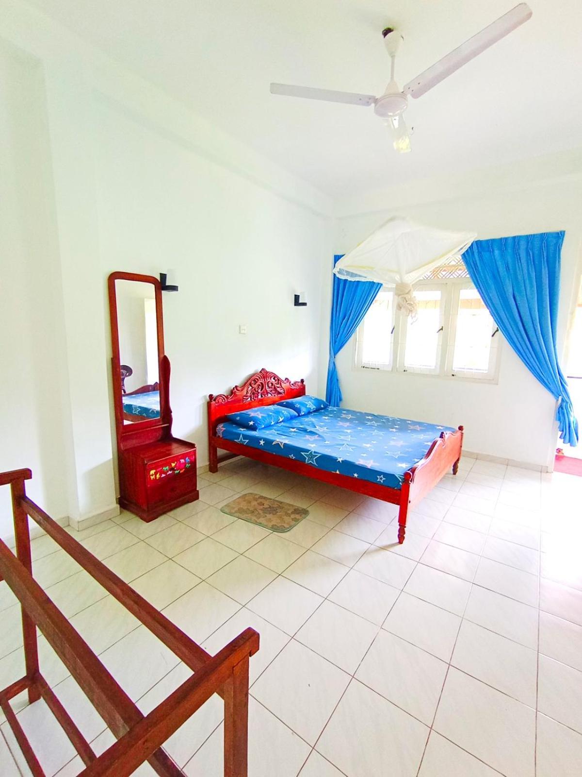 Sihara Rooms & Hostel Matara Buitenkant foto
